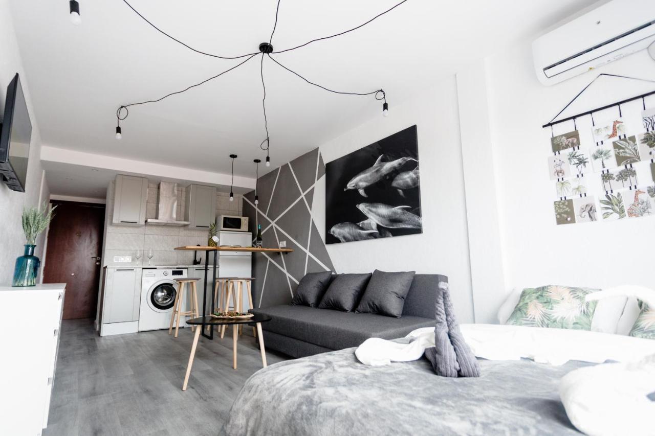 Modern Studio With See And City View Benidorm Eksteriør billede