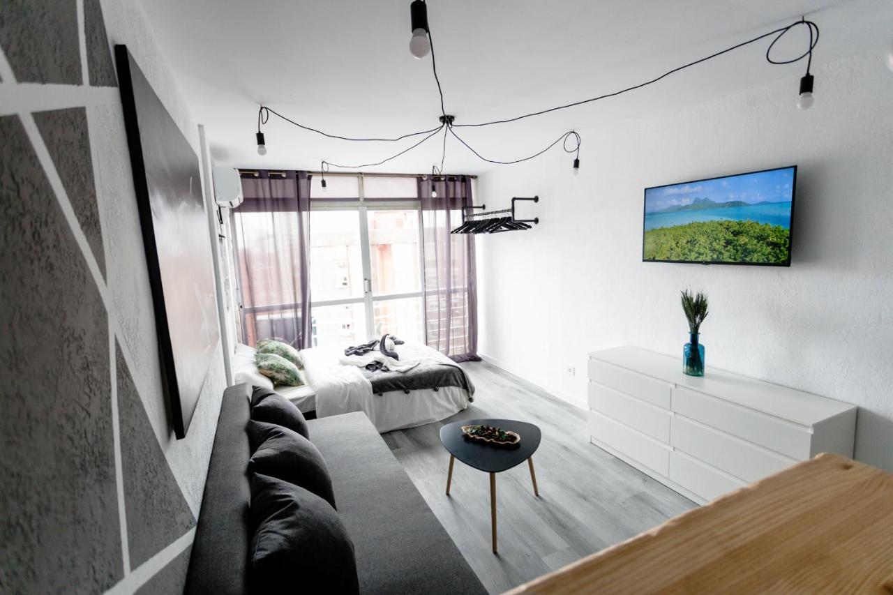Modern Studio With See And City View Benidorm Eksteriør billede